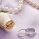 roses and wedding rings